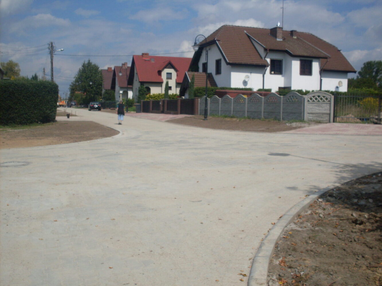 Droga przy ulicy Czereśniowej w Żarach